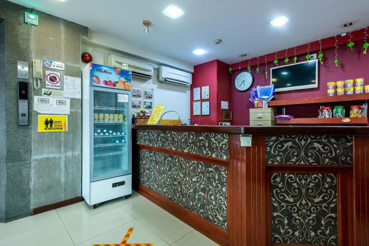 Oyo 89997 Kurnia Hotel Тавау Экстерьер фото