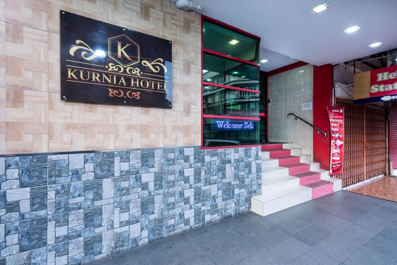 Oyo 89997 Kurnia Hotel Тавау Экстерьер фото